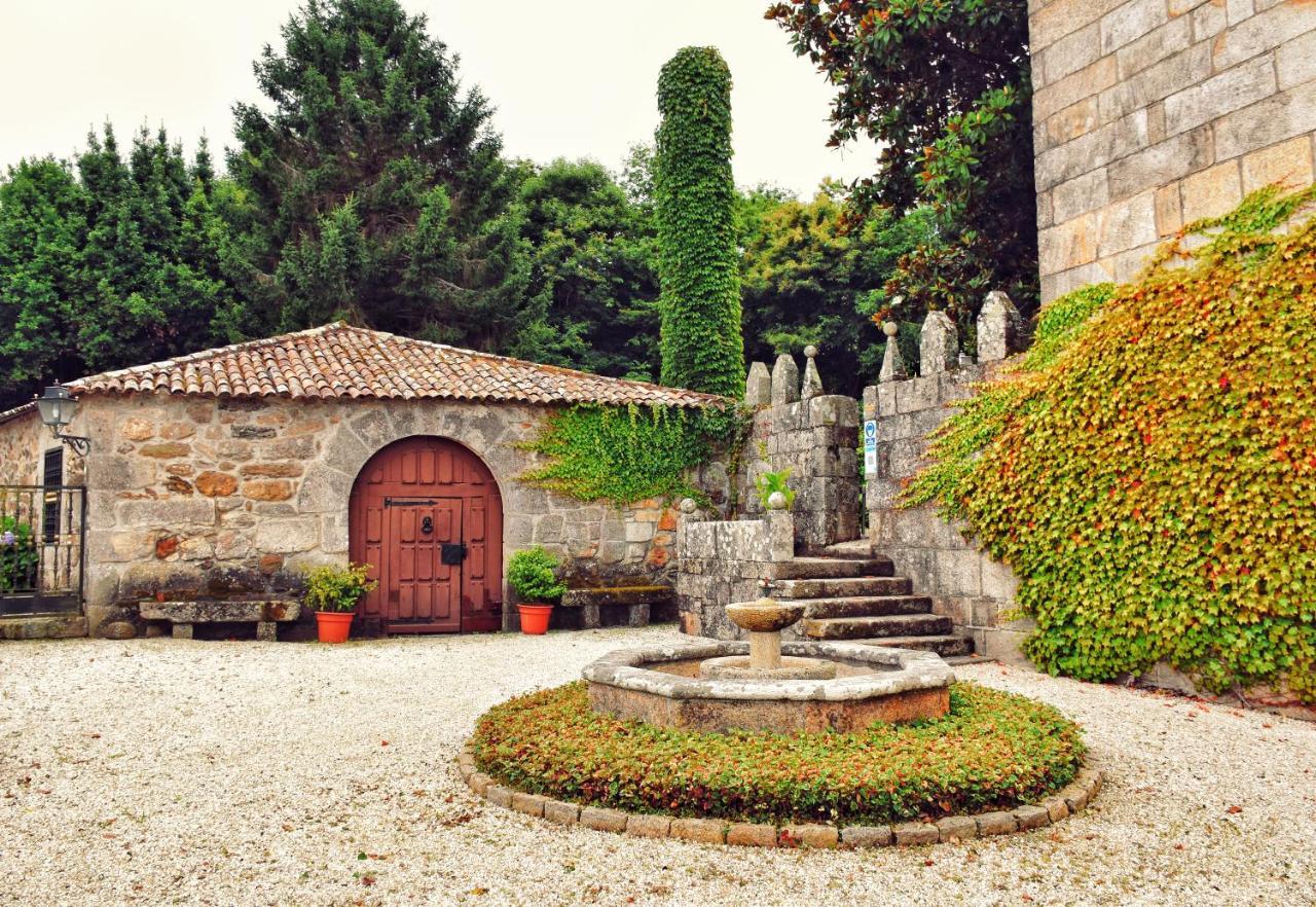 Pazo Revel Hotel & Resort ポンテベドラ エクステリア 写真